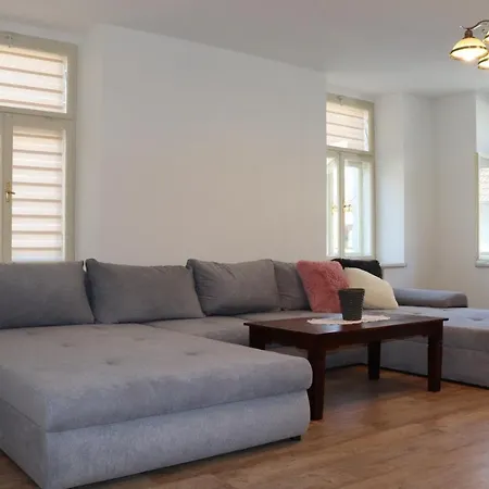 Ceska Kanada Apartment *